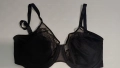 Triumph черен сутиен 75F, снимка 3