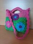 Плетена цветна чантичка, снимка 1 - Раници - 41630926