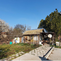 Астарта-Х Консулт продава два съседни поземлени имота в село Голямо Асеново