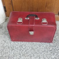 Ретро куфар, снимка 1 - Антикварни и старинни предмети - 41497276
