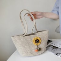 Плетена дамска чанта тип кошница White, снимка 1 - Чанти - 41477355