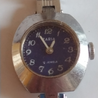 Стар часовник ръчен дамски с верижка ЗАРЯ 17 камъка за колекция - 26521, снимка 1 - Антикварни и старинни предмети - 36177299