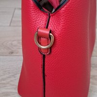 Дамска чанта от еко кожа-30/21 см, снимка 4 - Чанти - 31614406