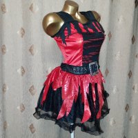S Карнавална рокля в черно и червено , снимка 3 - Рокли - 44318577