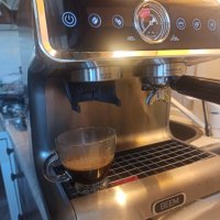 Кафе машина BEEM нова, професионална с кафемелачка, работи перфектно и прави страхотно кафе , снимка 2 - Кафемашини - 38626431