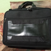 Оригинална чанта за лаптоп HP, снимка 2 - Лаптоп аксесоари - 36322159