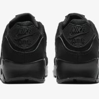 оригинални маратонки  NIKE W AIR MAX 90  номер 40,5, снимка 8 - Маратонки - 41103890