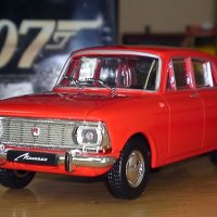 Москвич 412 1967 - мащаб 1:43 на DeAgostini моделът е нов в блистер, снимка 1 - Колекции - 41666796