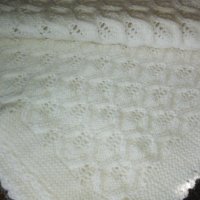 Ръчно плетена пелена , снимка 4 - Пелени, памперси - 39703038