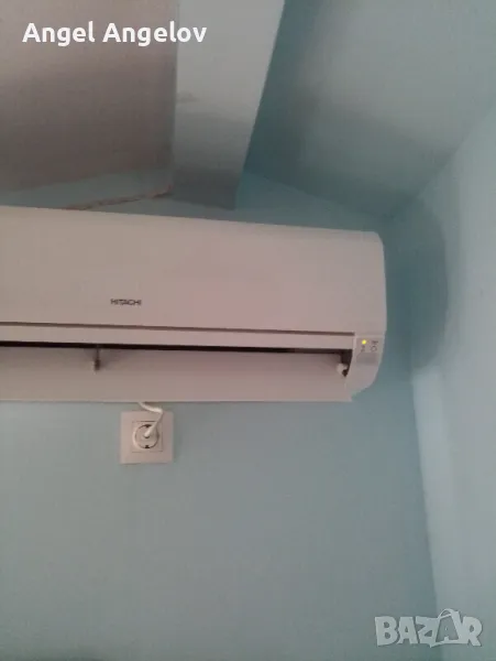 Продавам инверторен климатик хитачи rak-25rpd на,старо (3-4 г.) работещ ,с шум в външното тяло, снимка 1