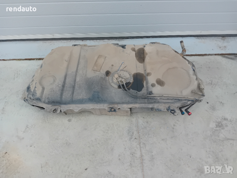 Резервоар гориво Toyota Avensis Verso 2001-2009, снимка 1