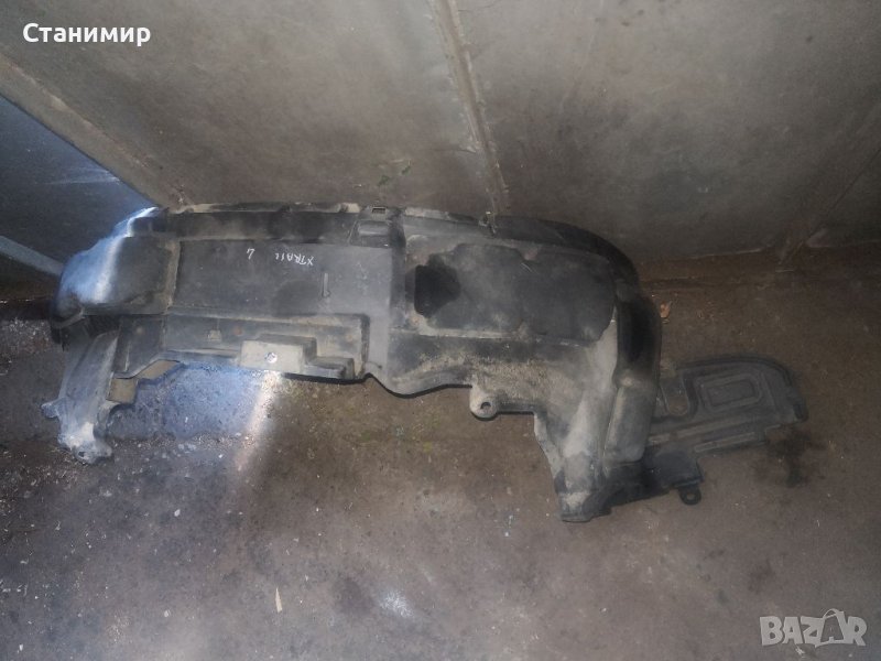 Подкалник ляв(оригинален) Нисан Хтрайл T30 , снимка 1