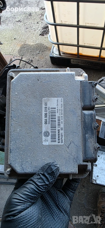 Компютър за Фолксваген голф 4 1.6, снимка 1