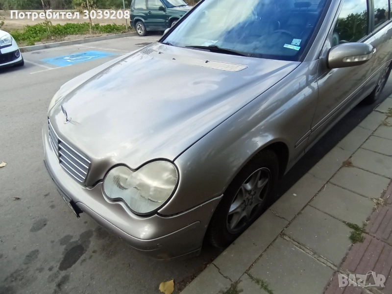 Продавам автомобил Мерцедес Бенц С 200, снимка 1