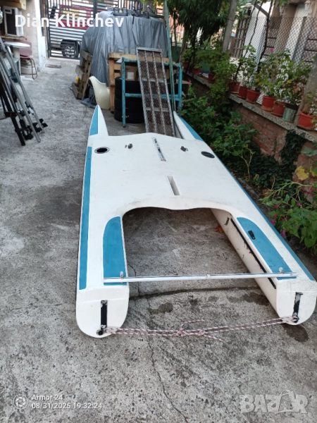 Катамаран , снимка 1