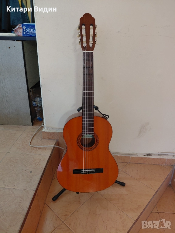Продавам класическа китара Eterna CS-12, снимка 1