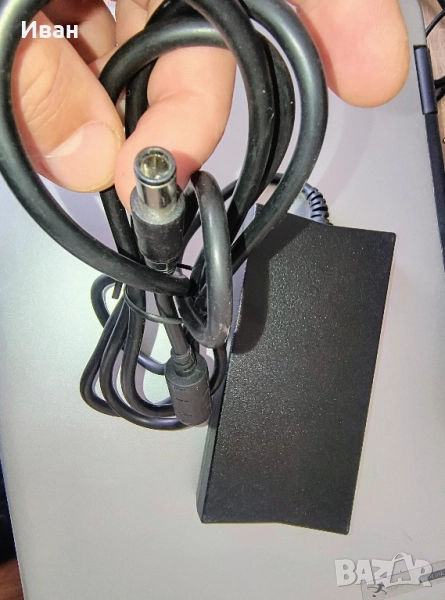Захранващ адаптер за лаптоп Dell, снимка 1