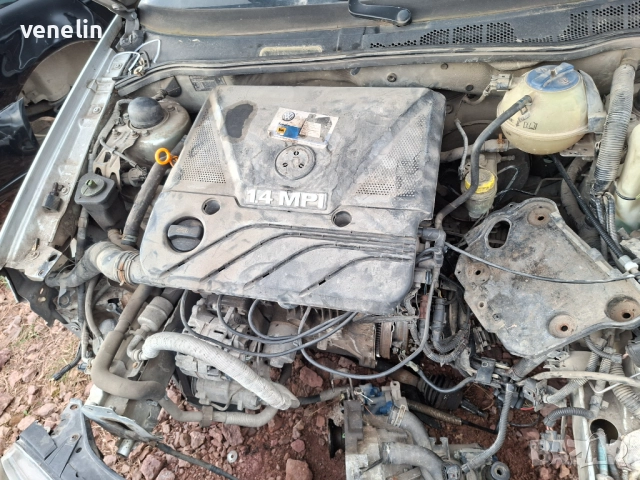 Фолксваген Поло 1.0 ,1.4мпи на Части, снимка 8 - Автомобили и джипове - 52899226