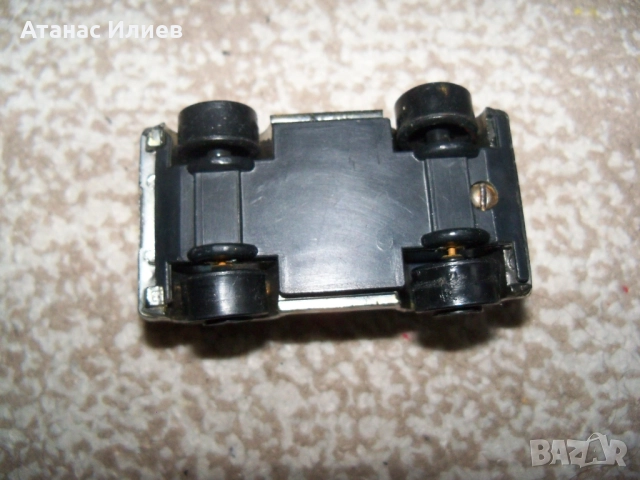 Малка ламаринена количка бърза помощ, соц играчка, снимка 7 - Коли, камиони, мотори, писти - 51962407