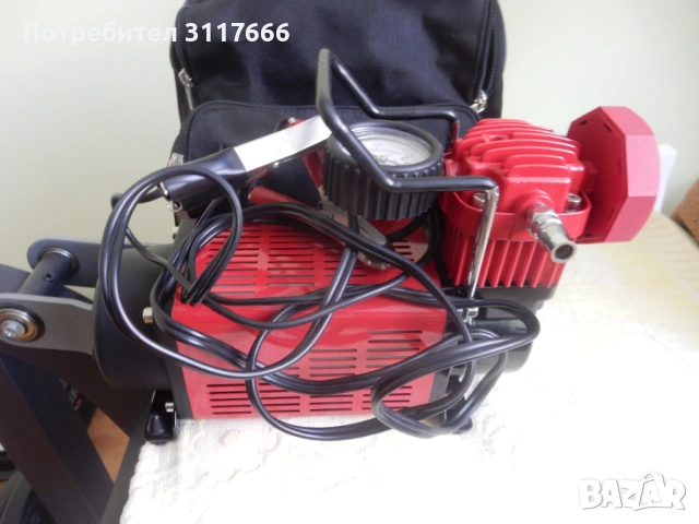 12 V компресор за автомобил, снимка 2 - Аксесоари и консумативи - 53632354