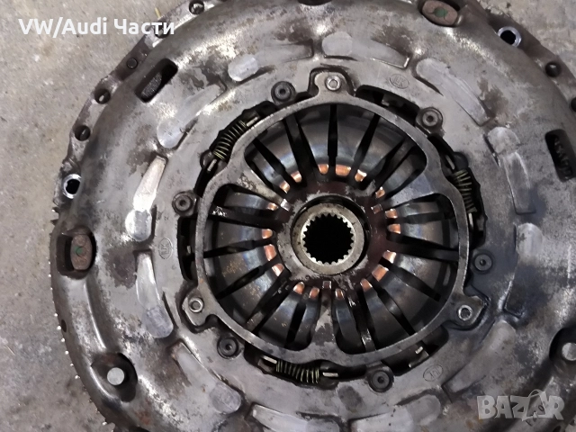 Комплект съединител с маховик за Голф 5 Ауди А3 Пасат 2.0тди VW Golf 5 Audi A3 Passat Touran 2.0TDI , снимка 2 - Части - 52552887