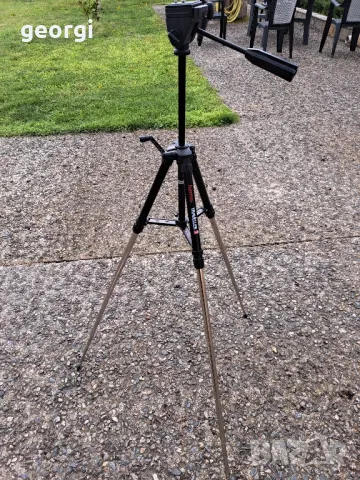 немски статив трипод за фотоапарат камера Hama traveller's 2     7/4, снимка 10 - Чанти, стативи, аксесоари - 49827139