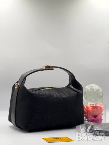 чанти fendi, снимка 12 - Чанти - 51419956