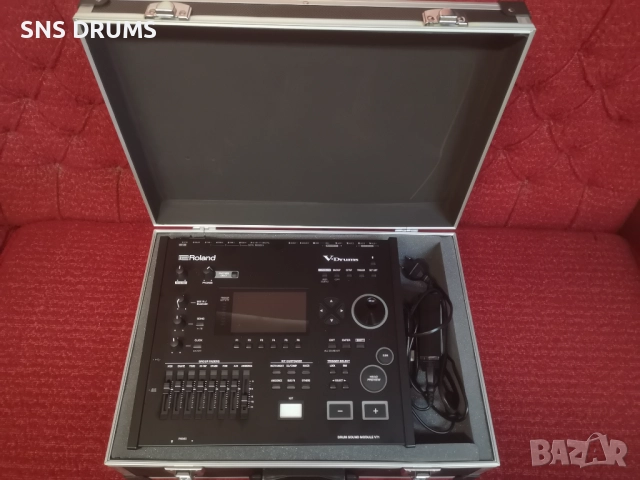 📦 Кейс за модул Roland V71, снимка 4 - Ударни инструменти - 51644454