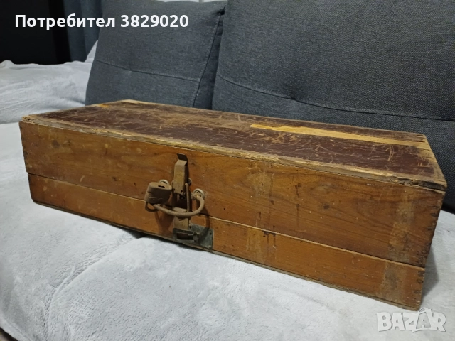 Дървен куфар, снимка 2 - Антикварни и старинни предмети - 52958518