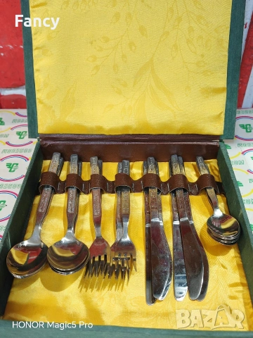 Комплект прибори за хранене 