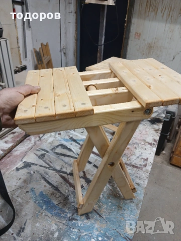 Сгъваемо дървено столче , снимка 2 - Декорация за дома - 53422732