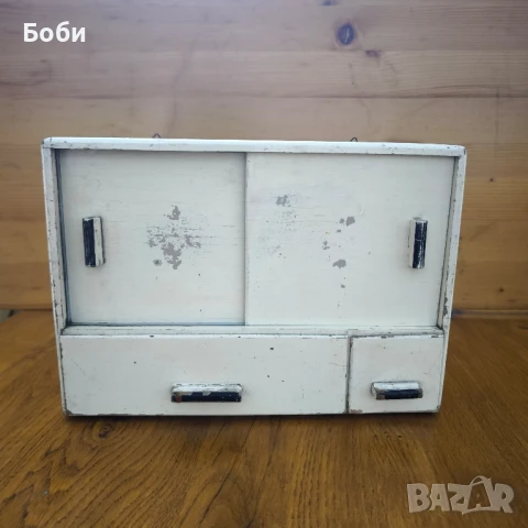 Стара аптечка