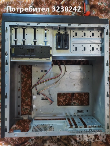 Кутия за компютър , снимка 3 - Захранвания и кутии - 51703863