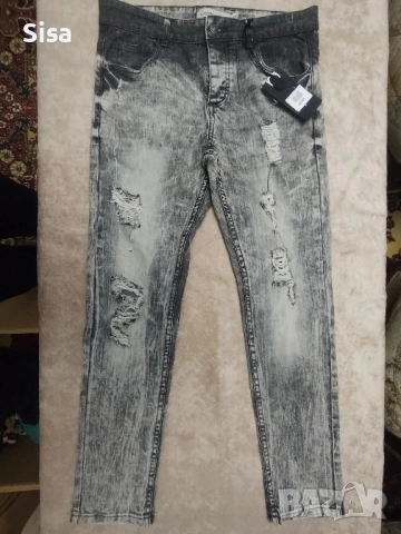 Нови дамски дънки, размер 42