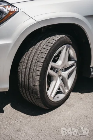 Mercedes-Benz GL 550 AMG-Designo | Harman-360 | Soft Close | Смени вериги, снимка 10 - Автомобили и джипове - 55780187