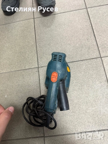 211233  black and decker ka220e виброшлайф  -цена 30лв или 15.34 евро   10ti - работеща / използвана, снимка 2 - Шлайфмашини - 52864217