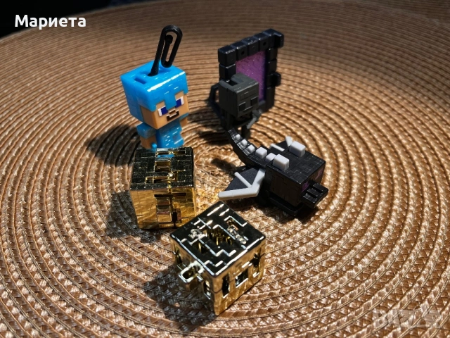 Kinder surprise играчки Minecraft  фигурки , снимка 4 - Колекции - 53801725