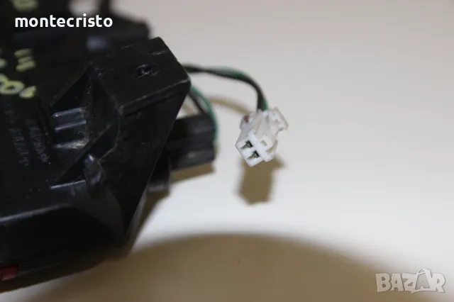 Трети стоп Mitsubishi Pajero III (2003-2007г.) 5 врати Stanley P0223 Мицубиши Паджеро, снимка 5 - Части - 49282157