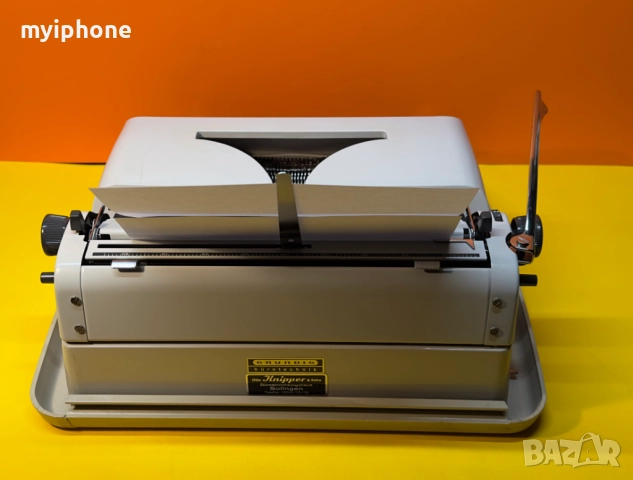 Пишеща Машина Triumph Gabriele 10 Клавиатура Qwertz Латиница Топ Състояние Обслужена 1960 година !, снимка 9 - Антикварни и старинни предмети - 52398347