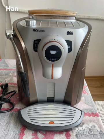 Кафеавтомат Saeco Odea Giro Plus