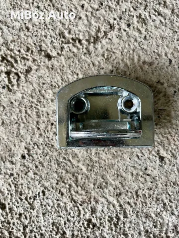 Халка за колан Фолксваген Голф 5 VW Golf, снимка 2 - Части - 50179971