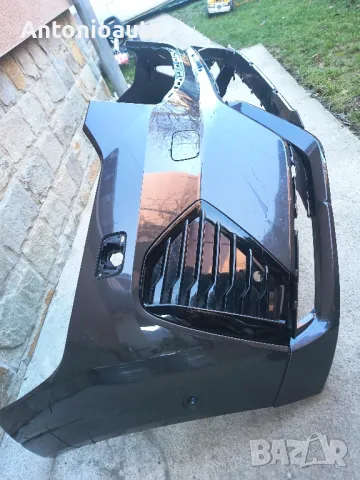 Предна броня VOLVO XC60 II LIFT R-DESGIN
Волво хц60
оригинална 32234958, снимка 4 - Части - 48716929