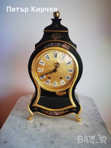 Настолен Часовник