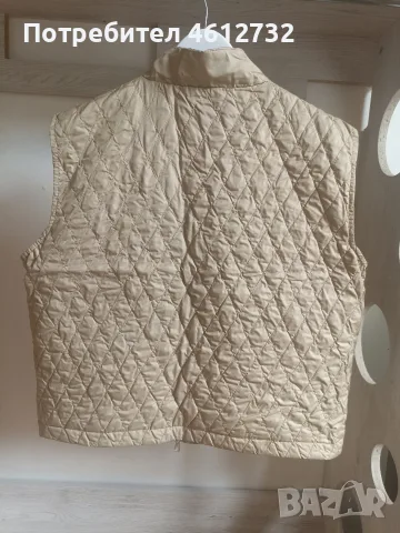 Дамска оригинална грейка Moncler., снимка 2 - Елеци - 55727463