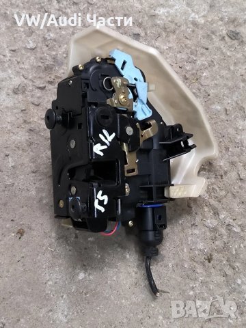 Задна лява брава механизъм ключалка врата за Голф 5 Пасат Джета VW Golf 5 Passat Touran 7L0839015