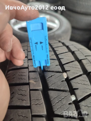 Комплект джанти със зимни гуми 175/70/14C falken, снимка 3 - Гуми и джанти - 51418449