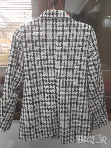 Ново сако 36 номер, снимка 2 - Сака - 53052520