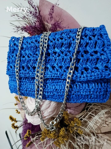 Ръчно плетена чанта от хартиена прежда , снимка 3 - Чанти - 53702133