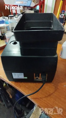 Монетоброячна машина CT B l a c k B i r d 3 3 0 0 , снимка 16 - Друго търговско оборудване - 49360317