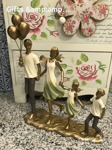 Настолна декорация Семейство с две деца, снимка 1 - Статуетки - 41653070